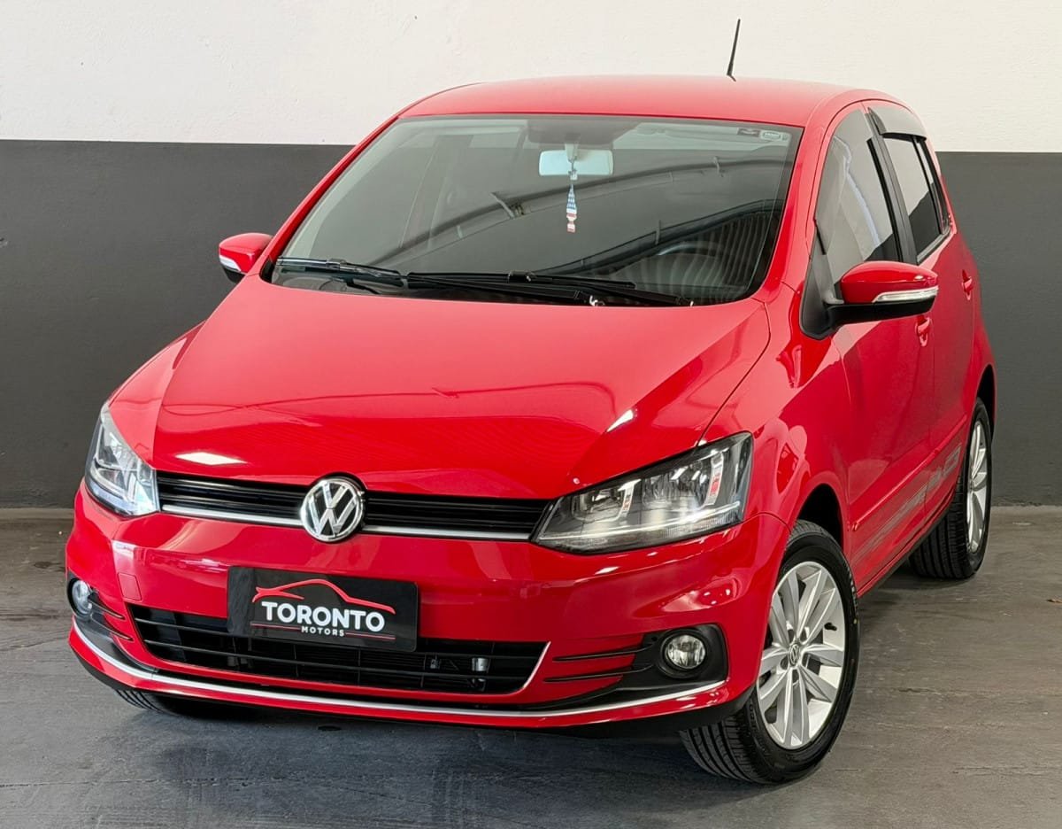 Volkswagen Fox Connect 1.6 Flex 8V 5p na cor Vermelho no Porto Alegre / RS - 35512