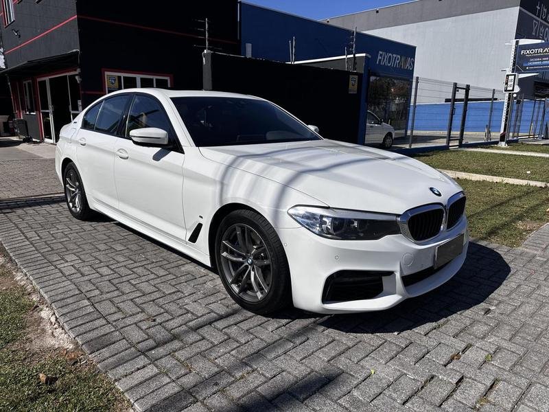 imagem de Luxury 2.0 Turbo (Híbrido)