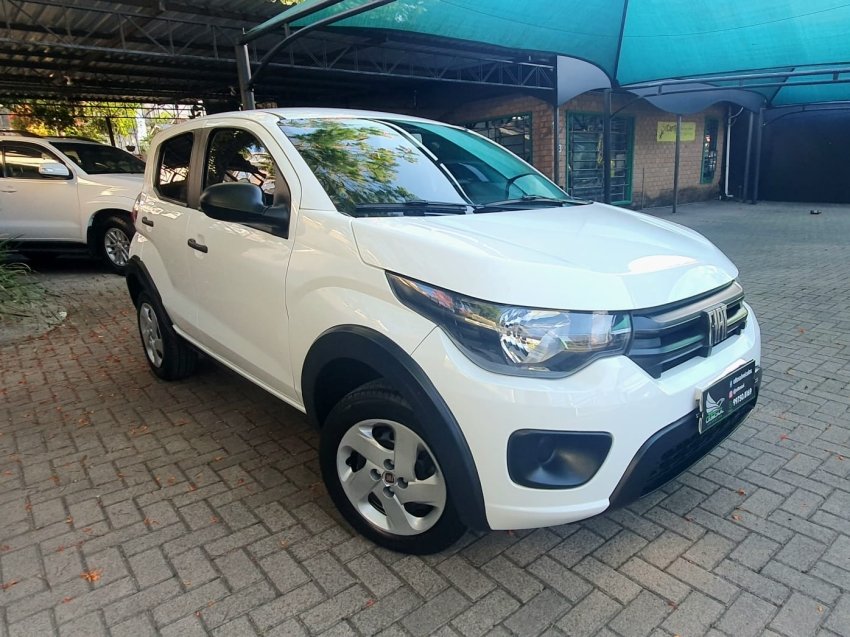 Fiat Mobi LIKE 1.0 Fire Flex 5p. na cor Branco no Porto Alegre / RS - 36089