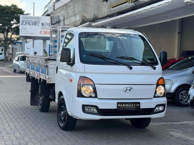 Hyundai HR 2.5 4WD Diesel na cor Branco em Curitiba / PR - 36202