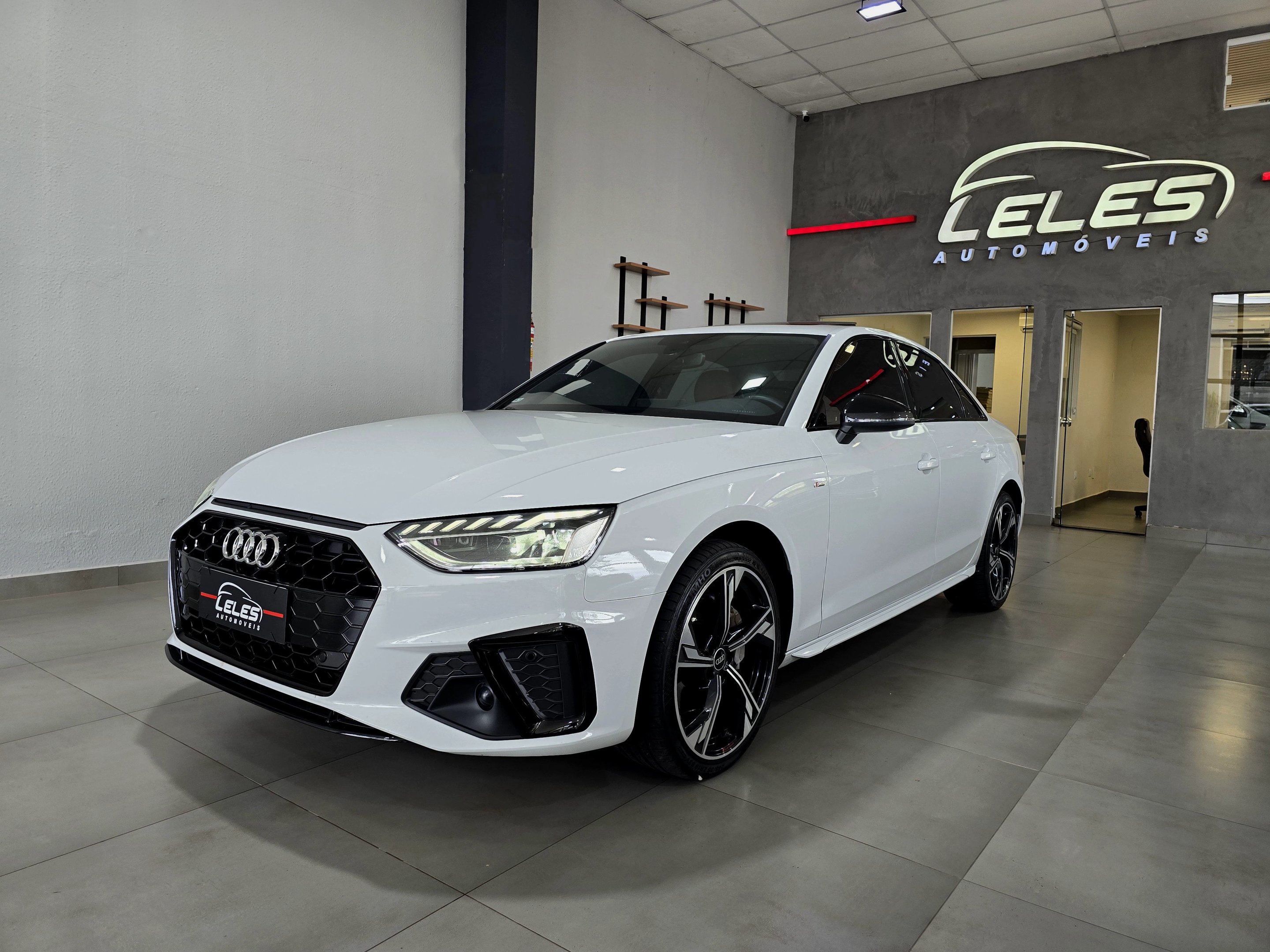 imagem de S Line 2.0 TFSI 204cv S Tonic