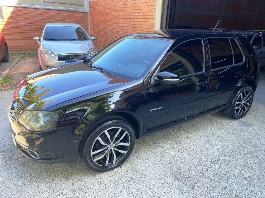 Volkswagen Golf Sportline 2.0 Mi Total F. 8V Tip. na cor Preto no Porto Alegre / RS - 36711
