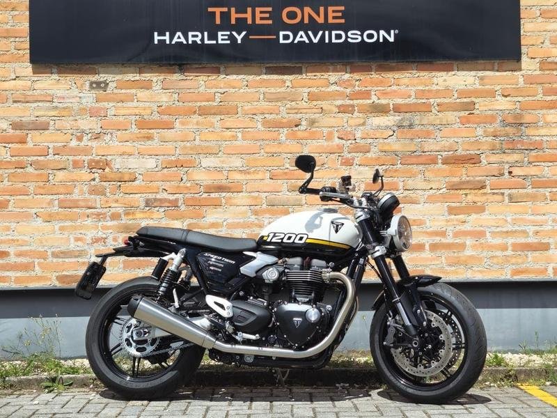 TRIUMPH Speed Twin 1200cc  na cor Branco em Curitiba / PR - 36744