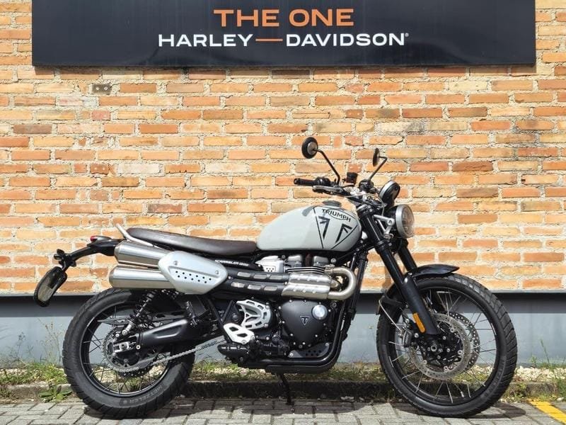 TRIUMPH SCRAMBLER 1200 X  na cor Cinza em Curitiba / PR - 36747