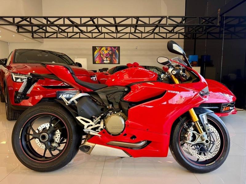 imagem de Black S Line 1.4 TFSI S-tronic