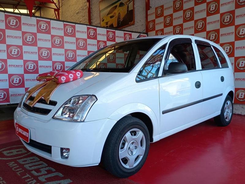 Chevrolet Meriva 1.8/ CD 1.8 MPFI 16V 122cv 5p na cor Branco no Alvorada / RS - 37392