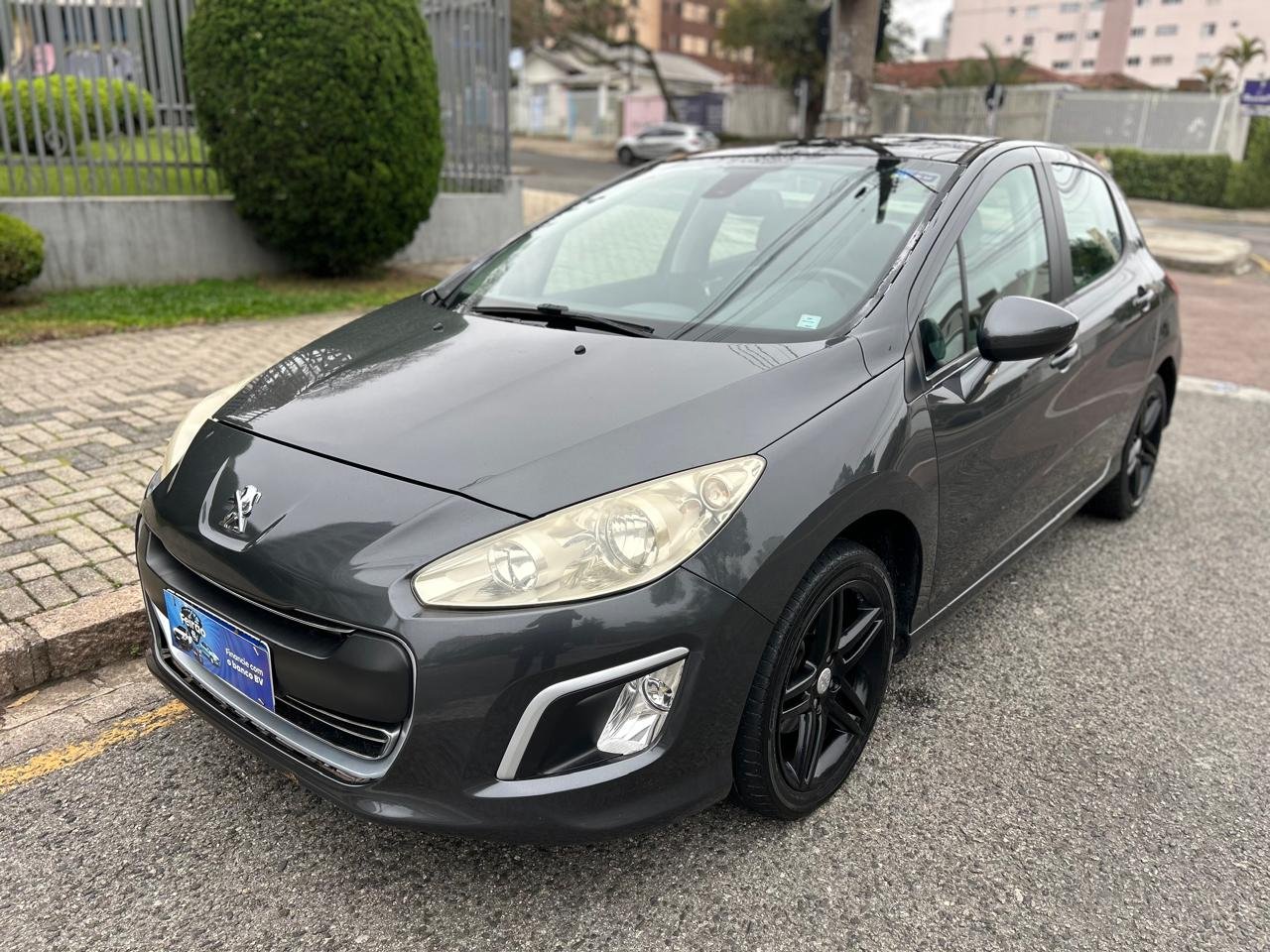 Peugeot 308 Allure 2.0 Flex 16V 5p Mec. na cor Cinza em Curitiba / PR - 37630