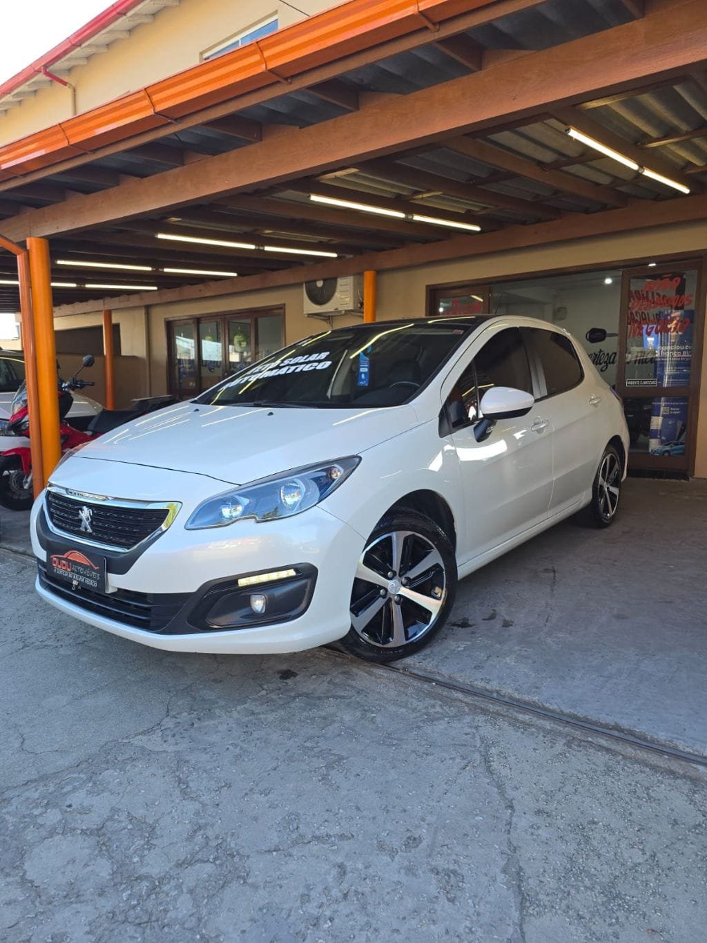 imagem de Allure 2.0 Flex 16V 5p Mec.