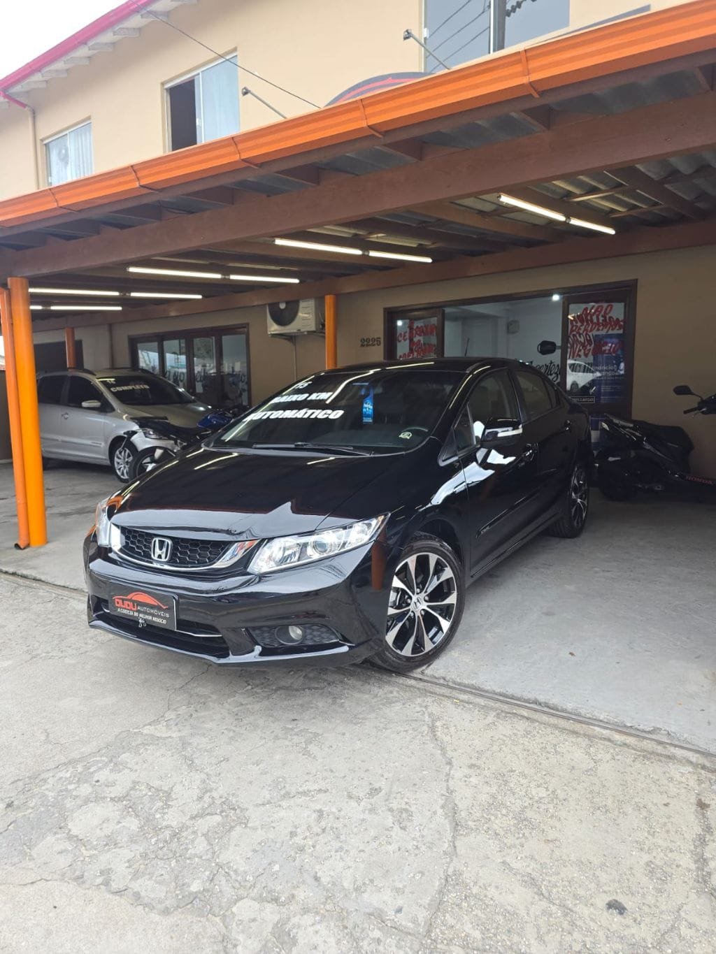 imagem de Sedan LXR 2.0 Flexone 16V Aut. 4p