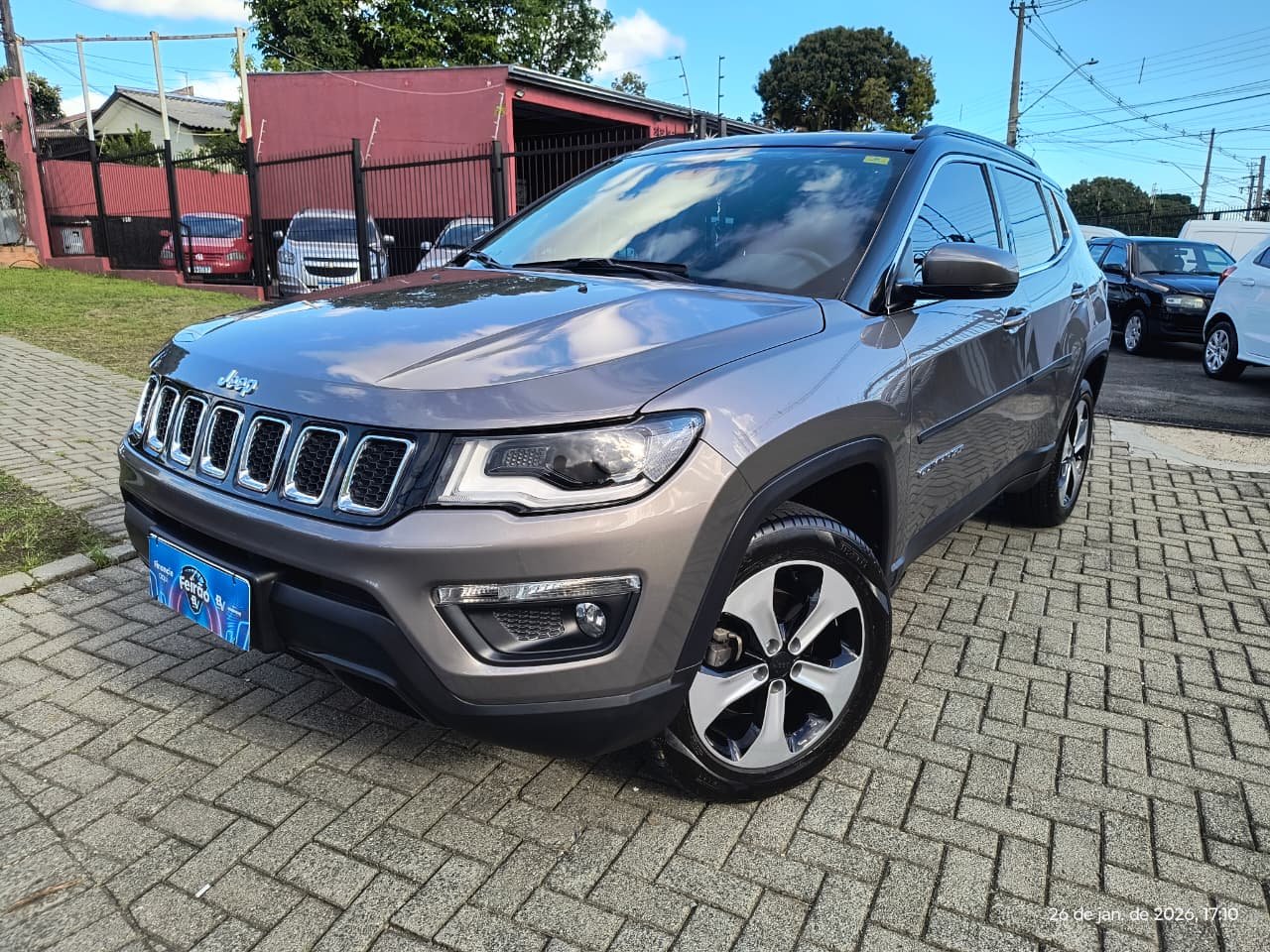 imagem de LONGITUDE 2.0 4x4 Dies. 16V Aut.