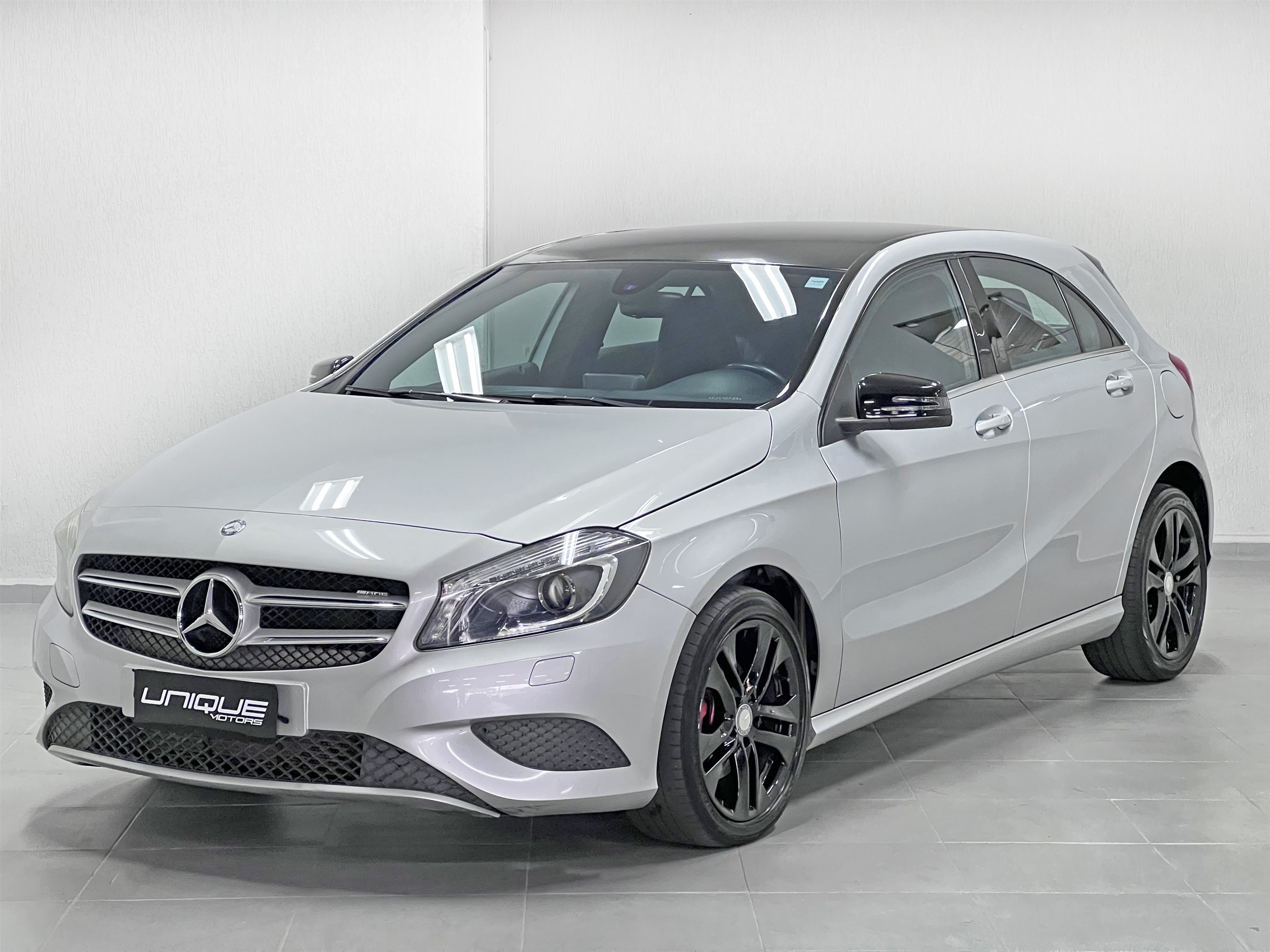 imagem de A 200 1.6 TB 16V Urban 156cv Aut.