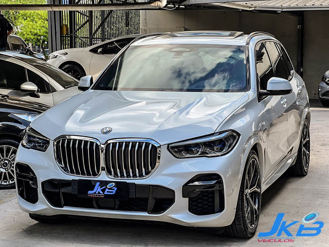 BMW X5 XDRIVE 45e 3.0 M.Sport Aut. (Híb.) na cor Branco no Novo Hamburgo / RS - 38290