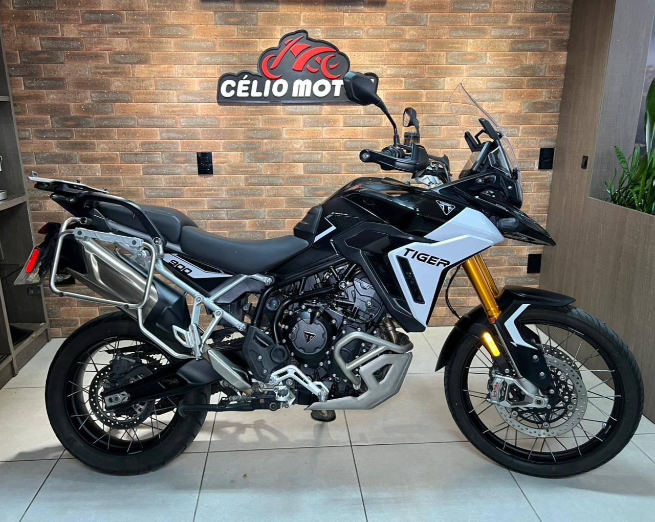 TRIUMPH TIGER 900 RALLY PRO  na cor Preto em Palhoça / SC - 38502