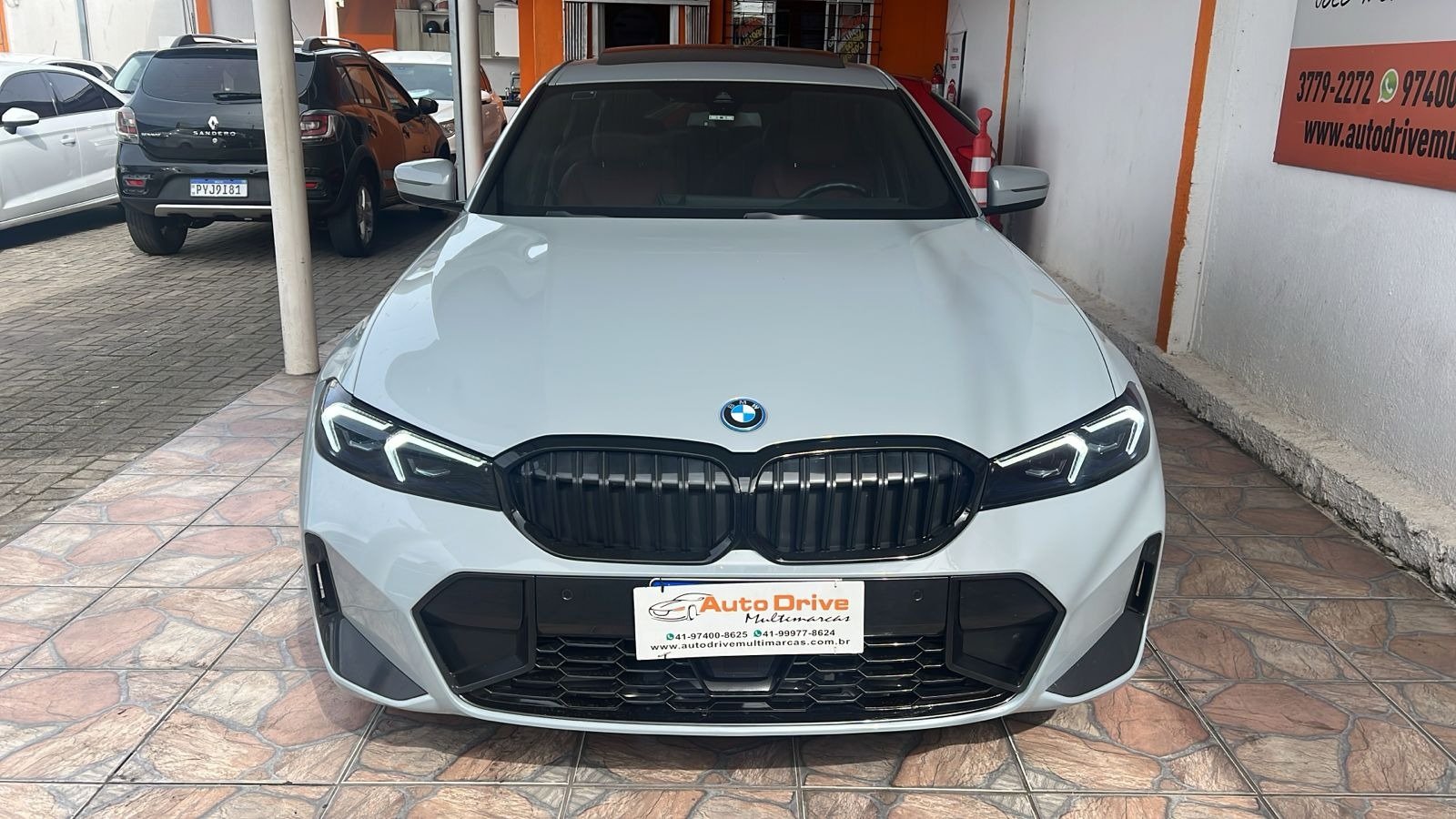 BMW 330e M Sport 2.0 Turbo Aut. (Híbrido) na cor Cinza em Curitiba / PR - 39192