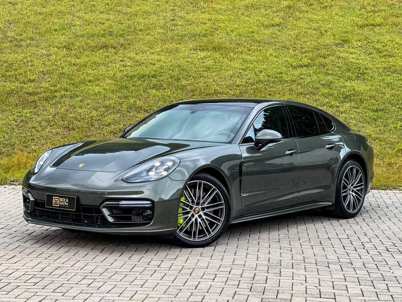 Porsche Panamera 4S 2.9 440cv na cor Verde em Brusque / SC - 40266