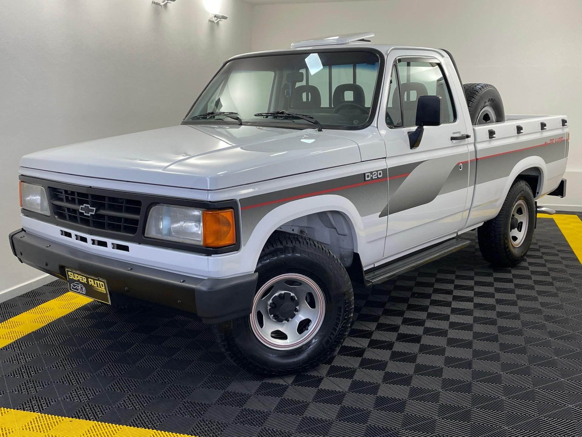 Chevrolet D-20 S / Luxe 3.9/4.0 T.Diesel na cor Branco em Blumenau / SC - 40370