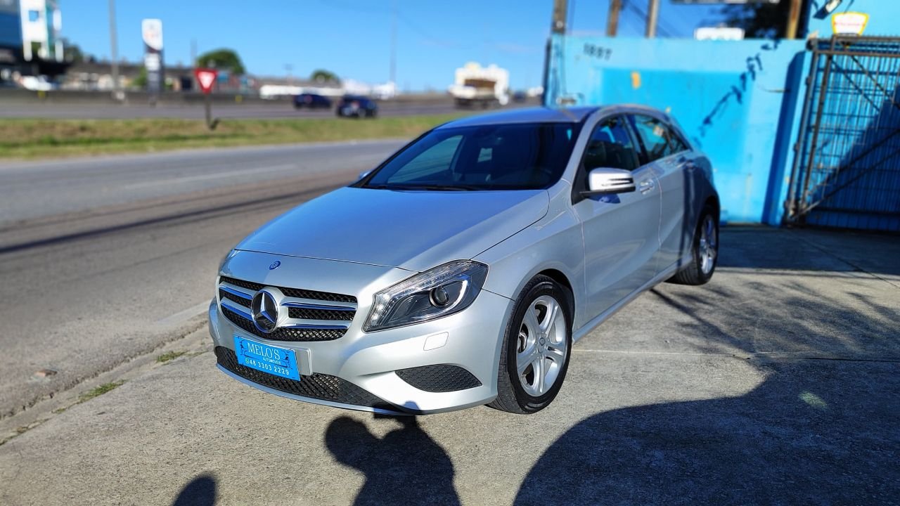 imagem de A 200 1.6 TB 16V Urban 156cv Aut.