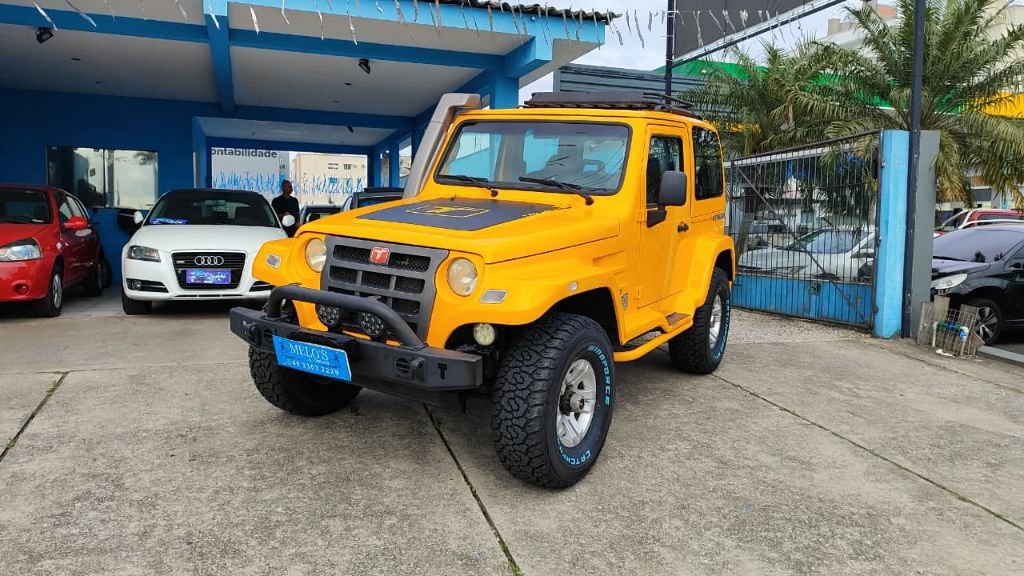 Troller T-4 TRAIL 4x4 3.2 Tdi Cap. Ríg. Diesel na cor Amarelo em São José / SC - 40479