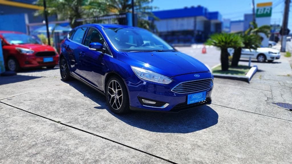 Ford Focus Fastback TIT./T.PLUS 2.0 Flex Aut. na cor Azul em São José / SC - 40487