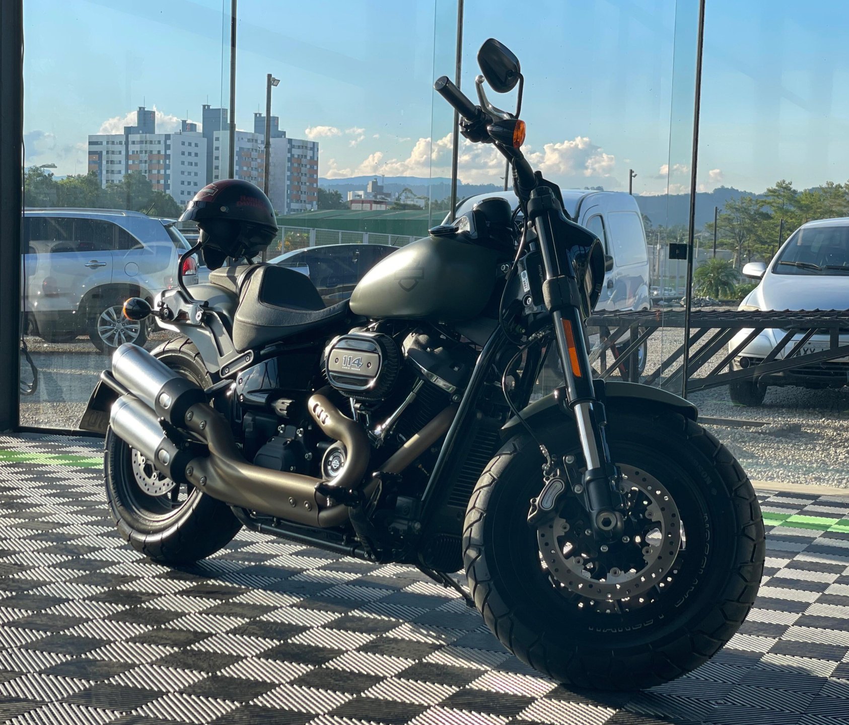 HARLEY-DAVIDSON FAT BOY 120th ANNIVERSARY FLFBS  na cor Verde em Criciúma / SC - 40532