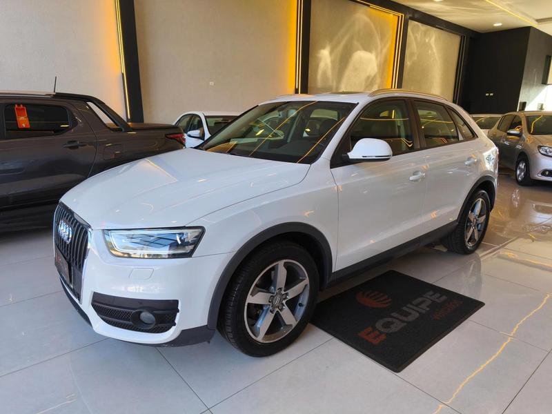 Audi Q3 2.0 TFSI Quat. 211/220cv S-tronic 5p na cor Branco em Maringá / PR - 40619