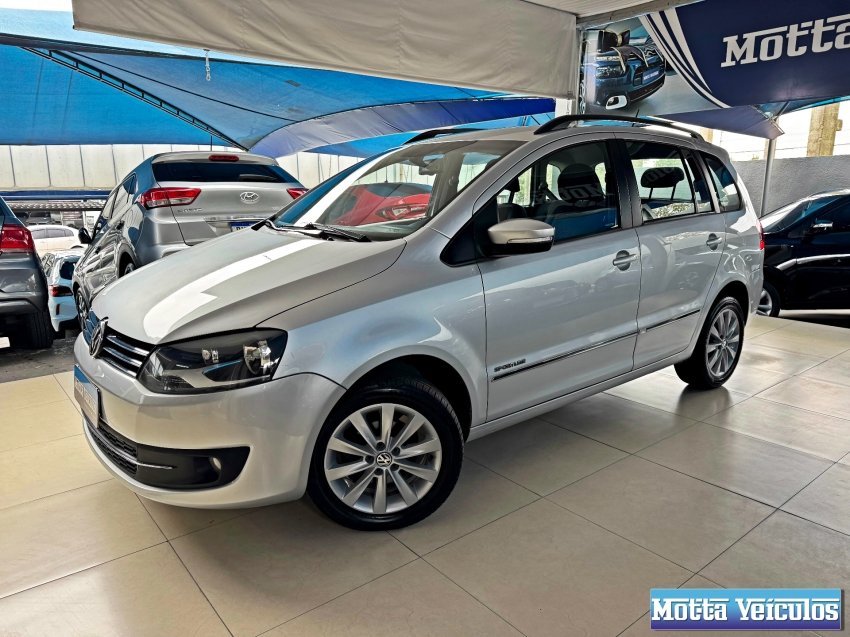 Volkswagen SpaceFox SPORTLINE/HIGHLINE I MOTION 1.6 na cor Prata no Canoas / RS - 40868