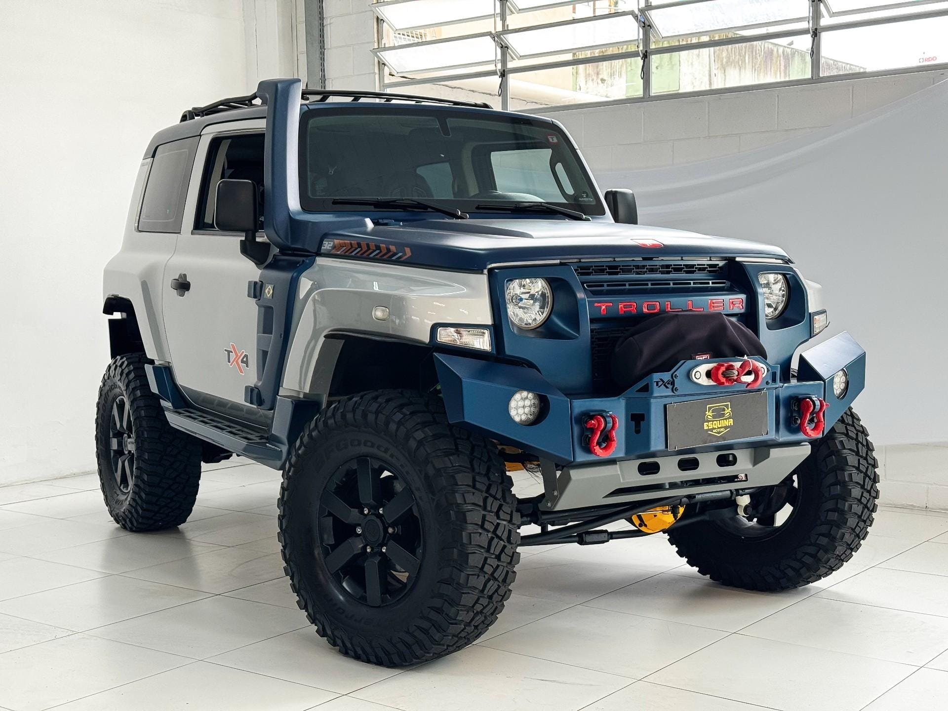 Troller T-4 4x4 3.2 Tdi Cap.Rígida Die. Aut. na cor Azul em São José / SC - 40942