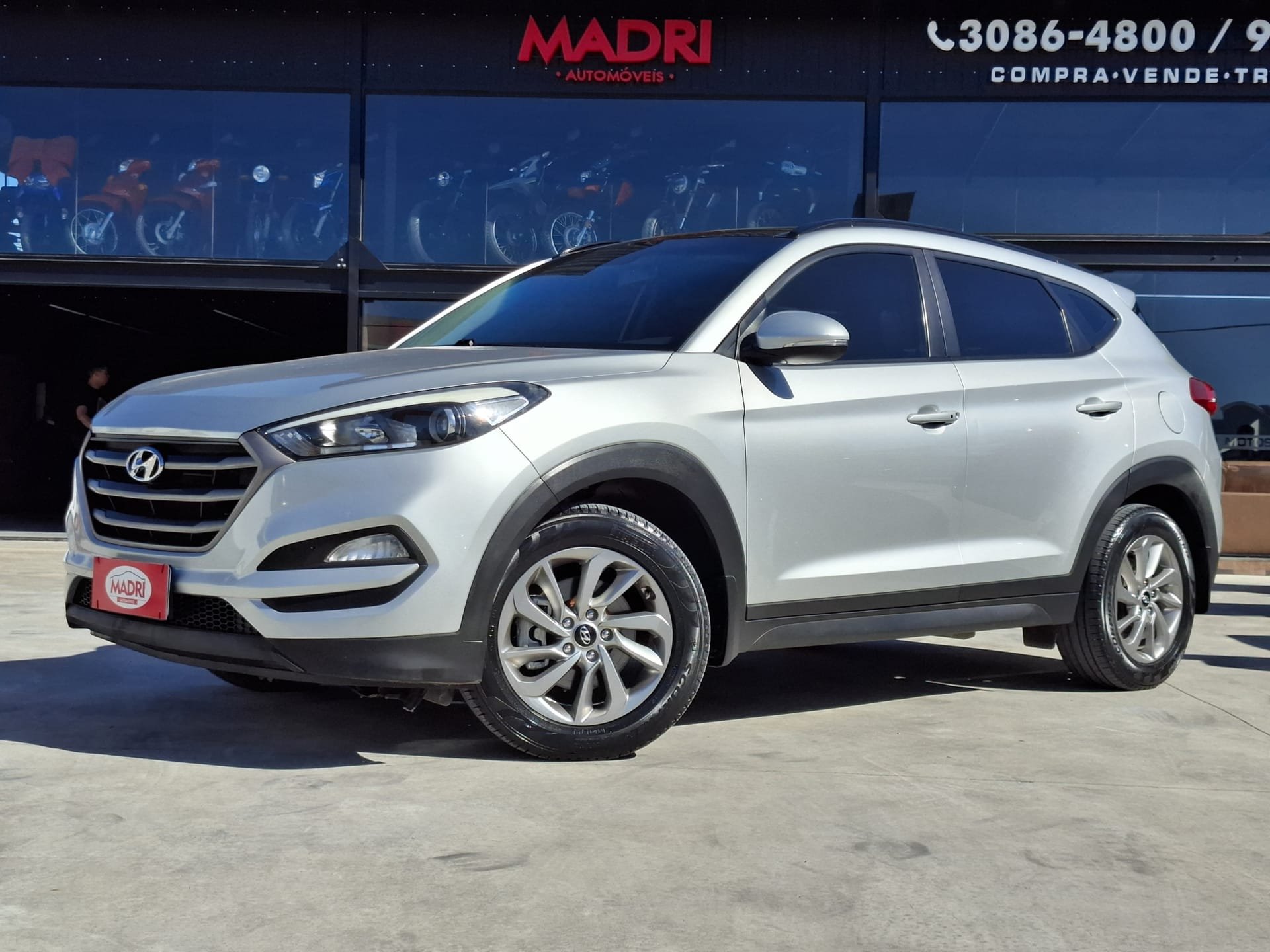 Hyundai Tucson GLS 1.6 Turbo 16V Aut. na cor Prata em Palhoça / SC - 41011