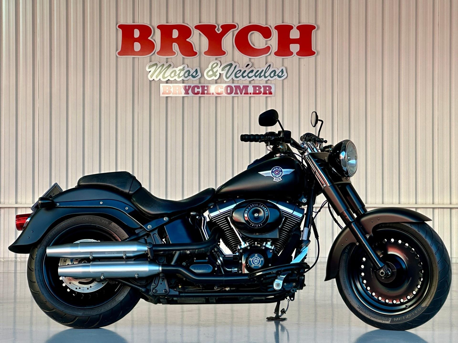 HARLEY-DAVIDSON FAT BOY LOW/ SPECIAL FLSTFB  na cor Preto em Pomerode / SC - 41558