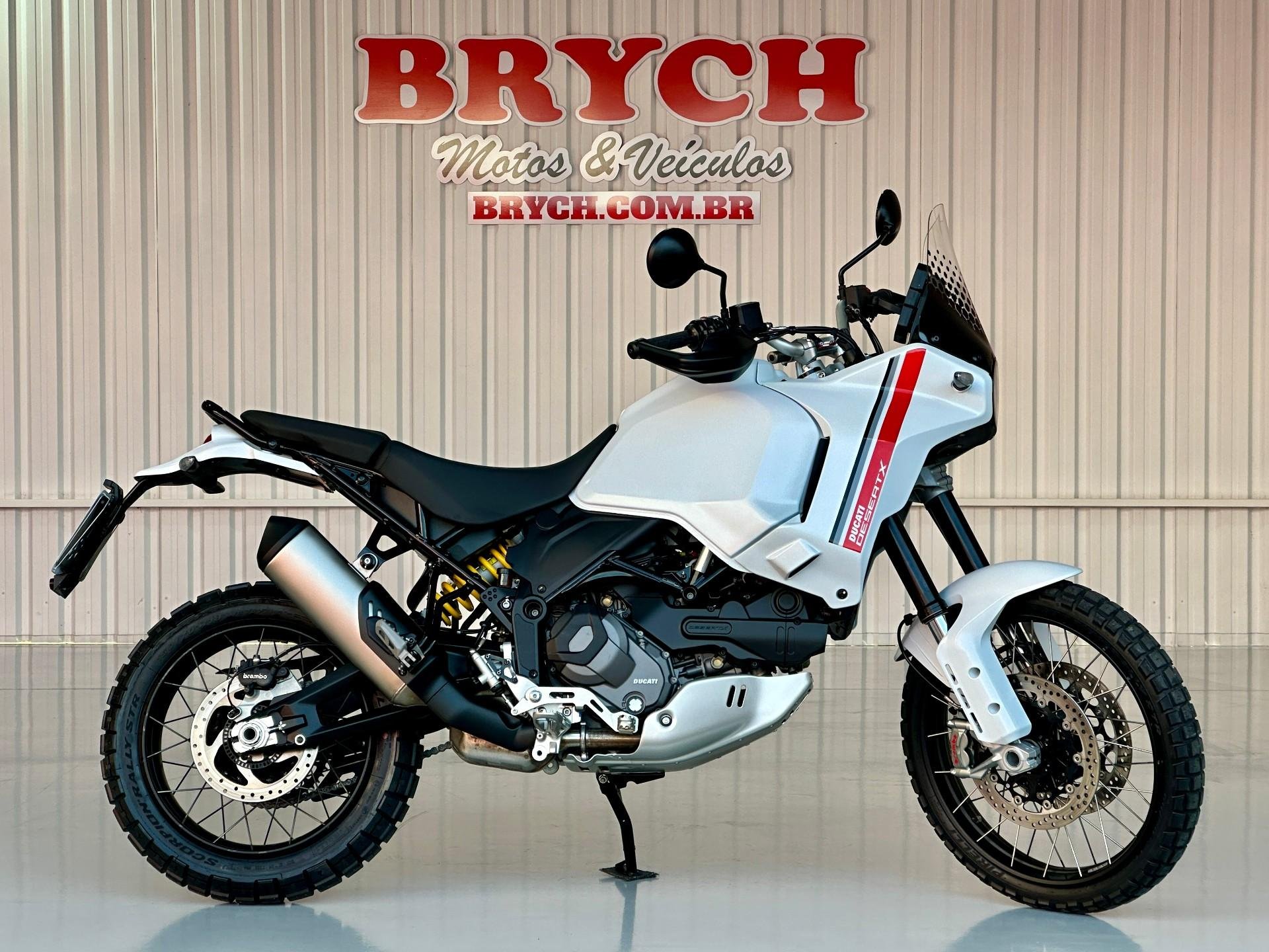 DUCATI DESERT X  na cor Branco em Pomerode / SC - 41564