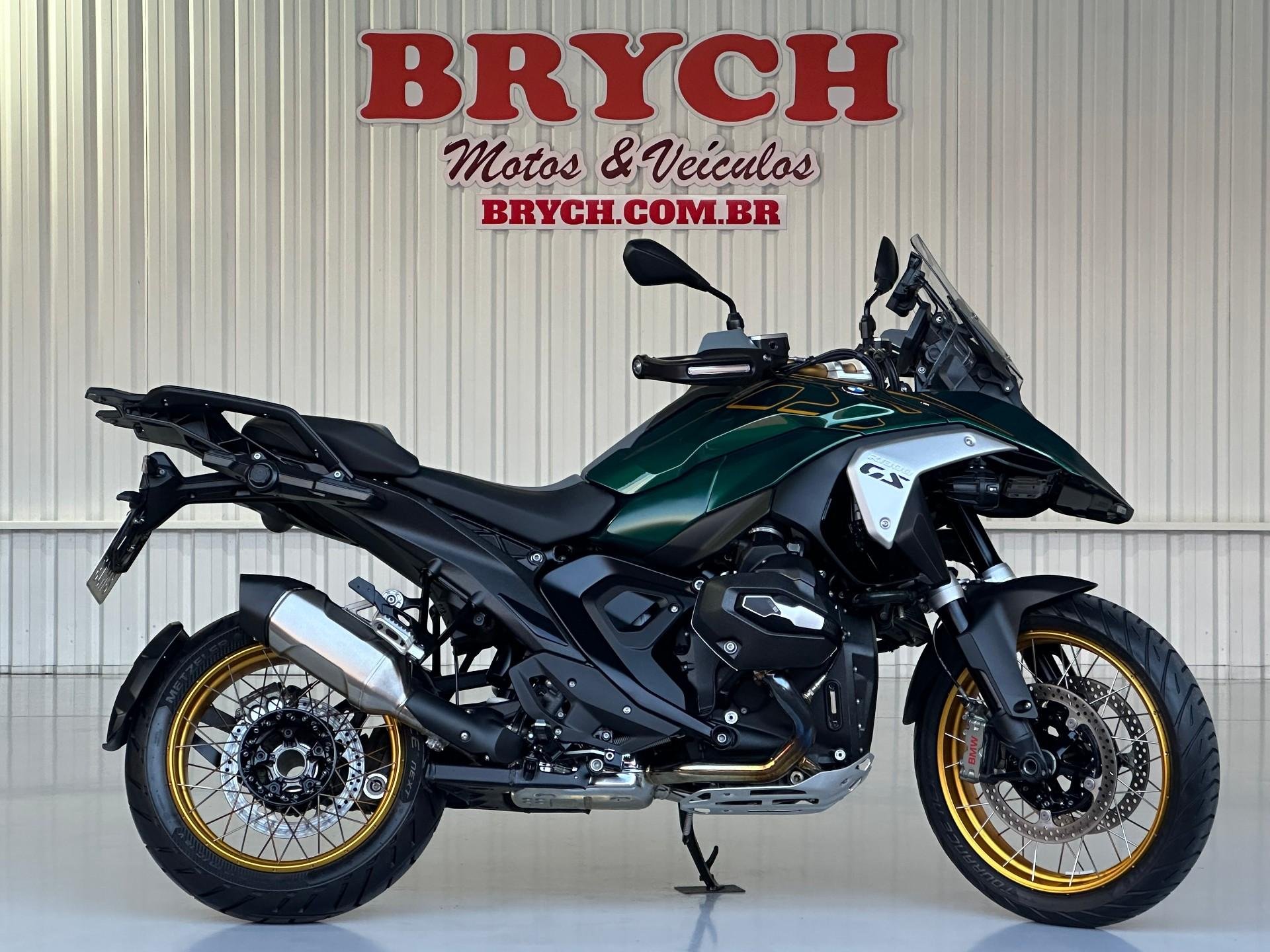 BMW R 1300 GS 719  na cor Verde em Pomerode / SC - 41617