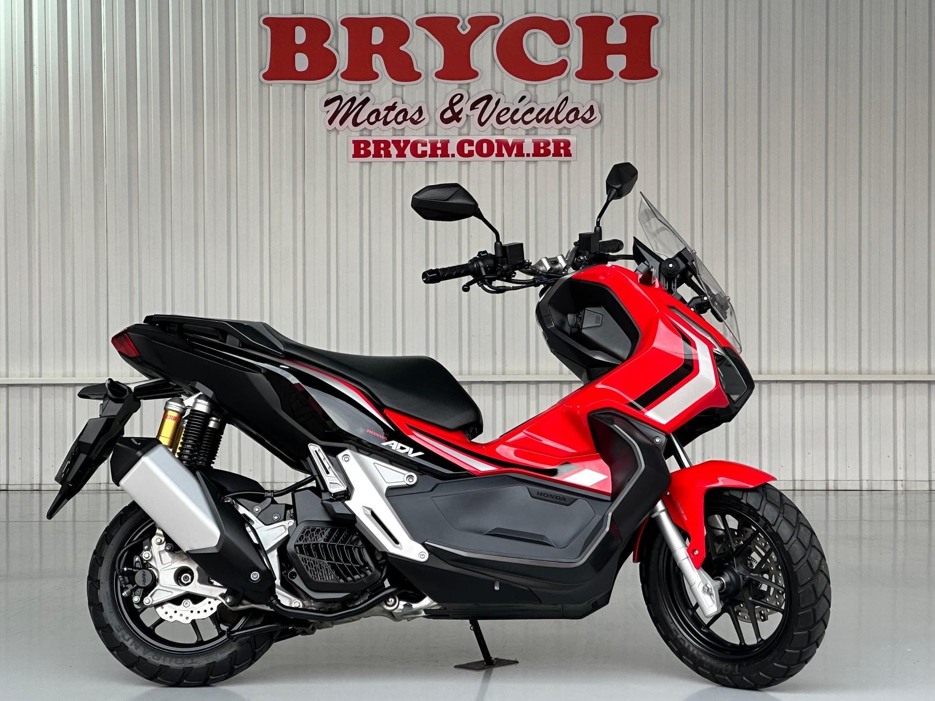 Honda ADV 150  na cor Vermelho em Pomerode / SC - 41659