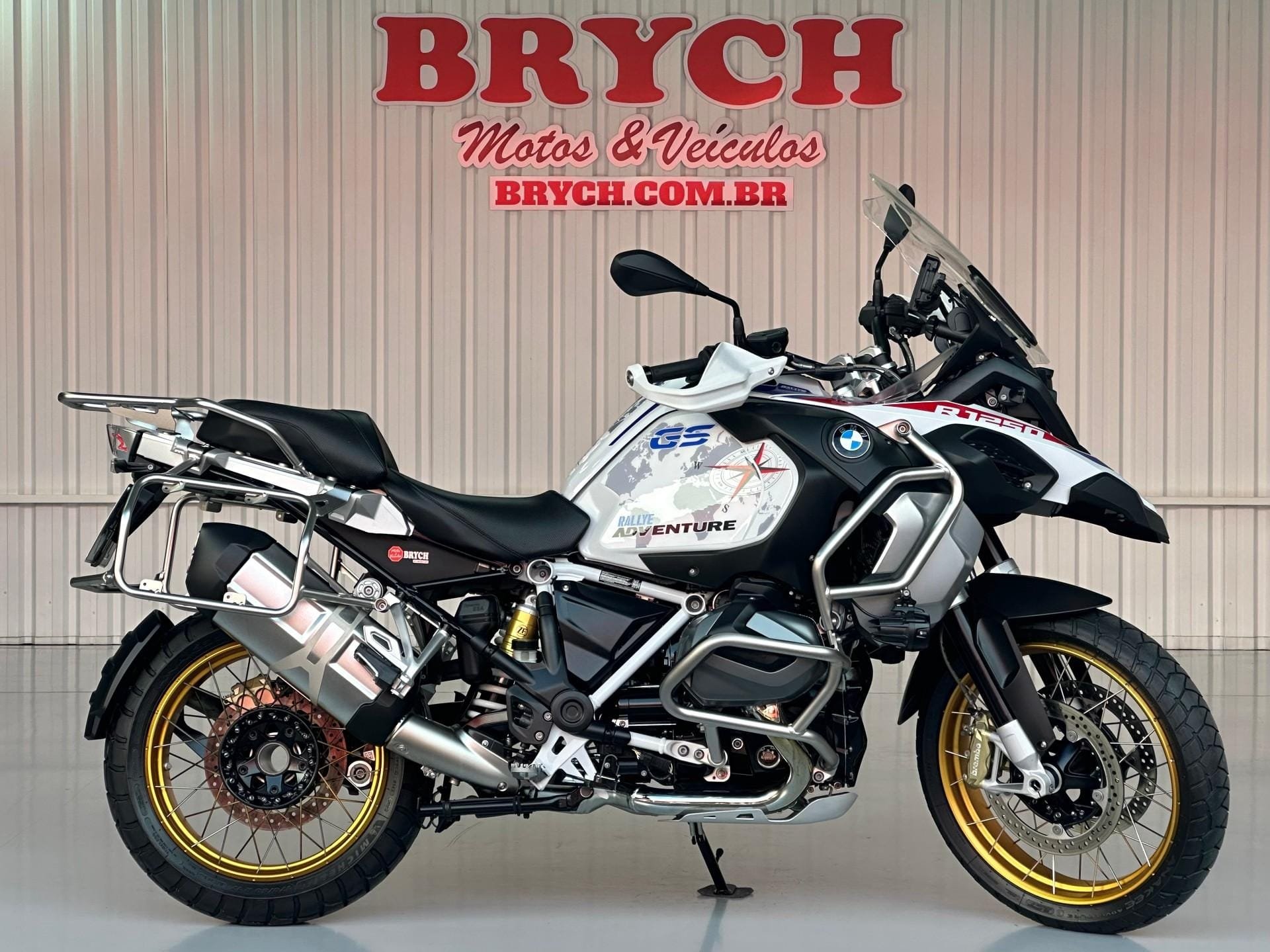 BMW R 1250 GS Adventure Premium Rallye  na cor Branco em Pomerode / SC - 41697