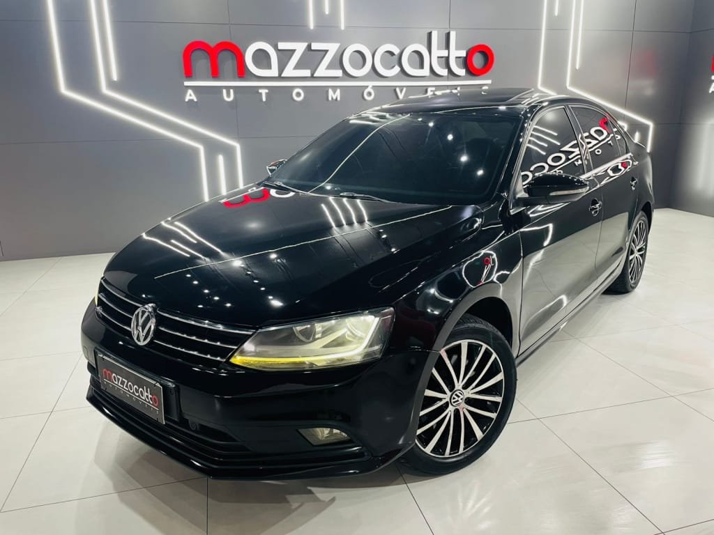 Volkswagen Jetta Highline 2.0 TSI 16V 4p Tiptronic na cor Preto em Joinville / SC - 41757