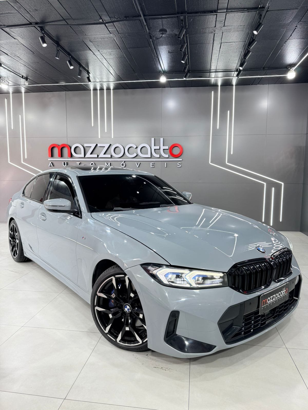 BMW 320i 2.0 TB M Sport A.Flex/M.Sport 4p na cor Cinza em Joinville / SC - 41925