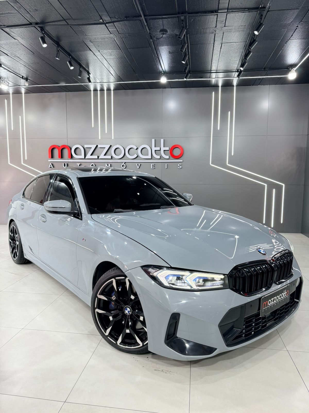 BMW 320i 2.0 TB M Sport A.Flex/M.Sport 4p na cor Cinza em Joinville / SC - 41925