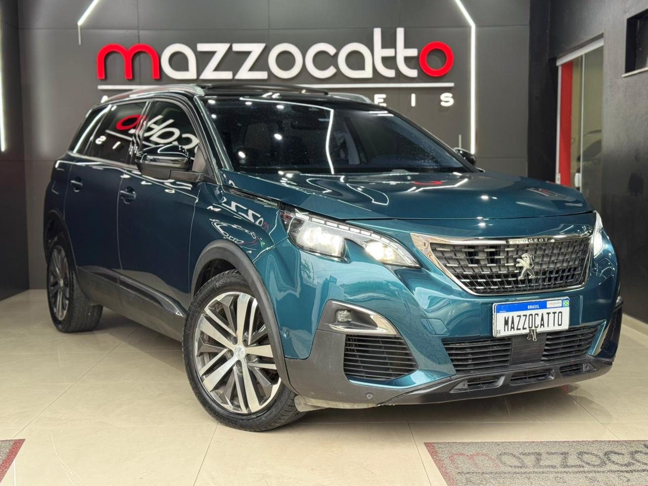 Peugeot 5008 Griffe Pack 1.6 Turbo 16V 5p Aut. na cor Azul em Joinville / SC - 41938