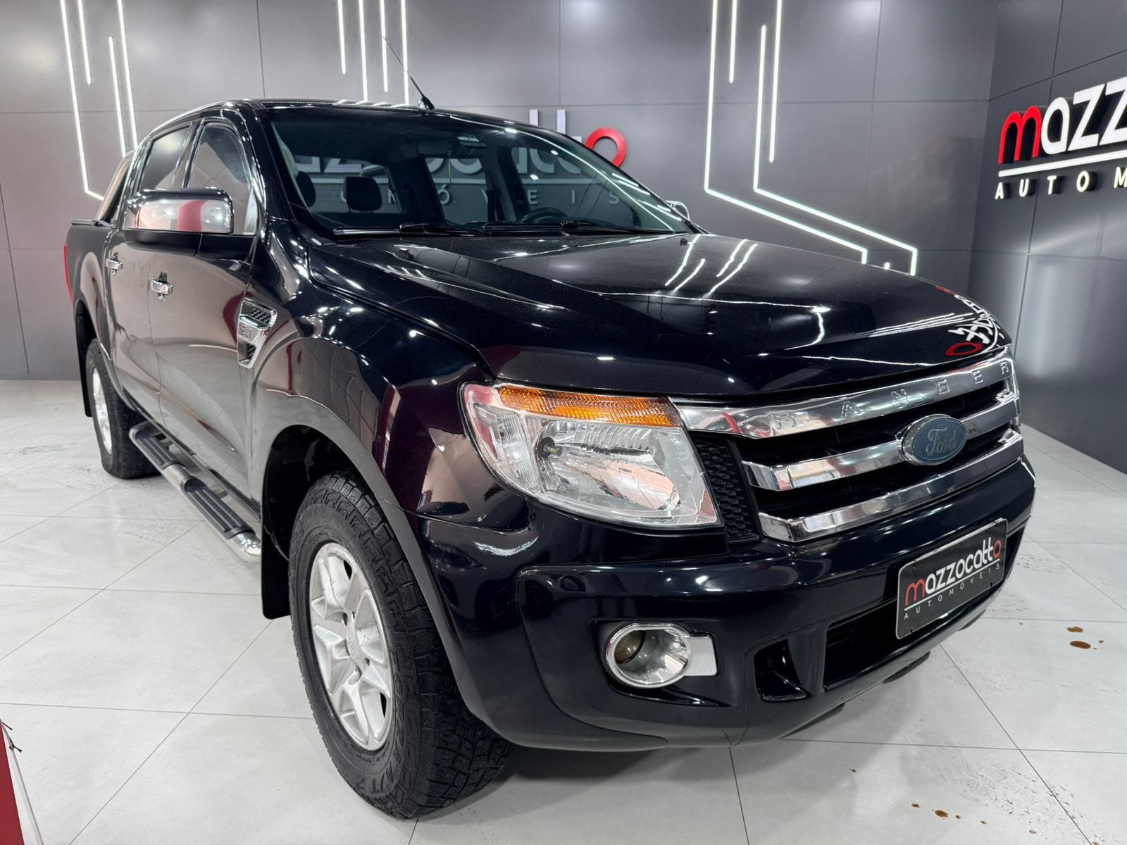 imagem de TROPICAB 3.2 20V 4X4 TB Diesel