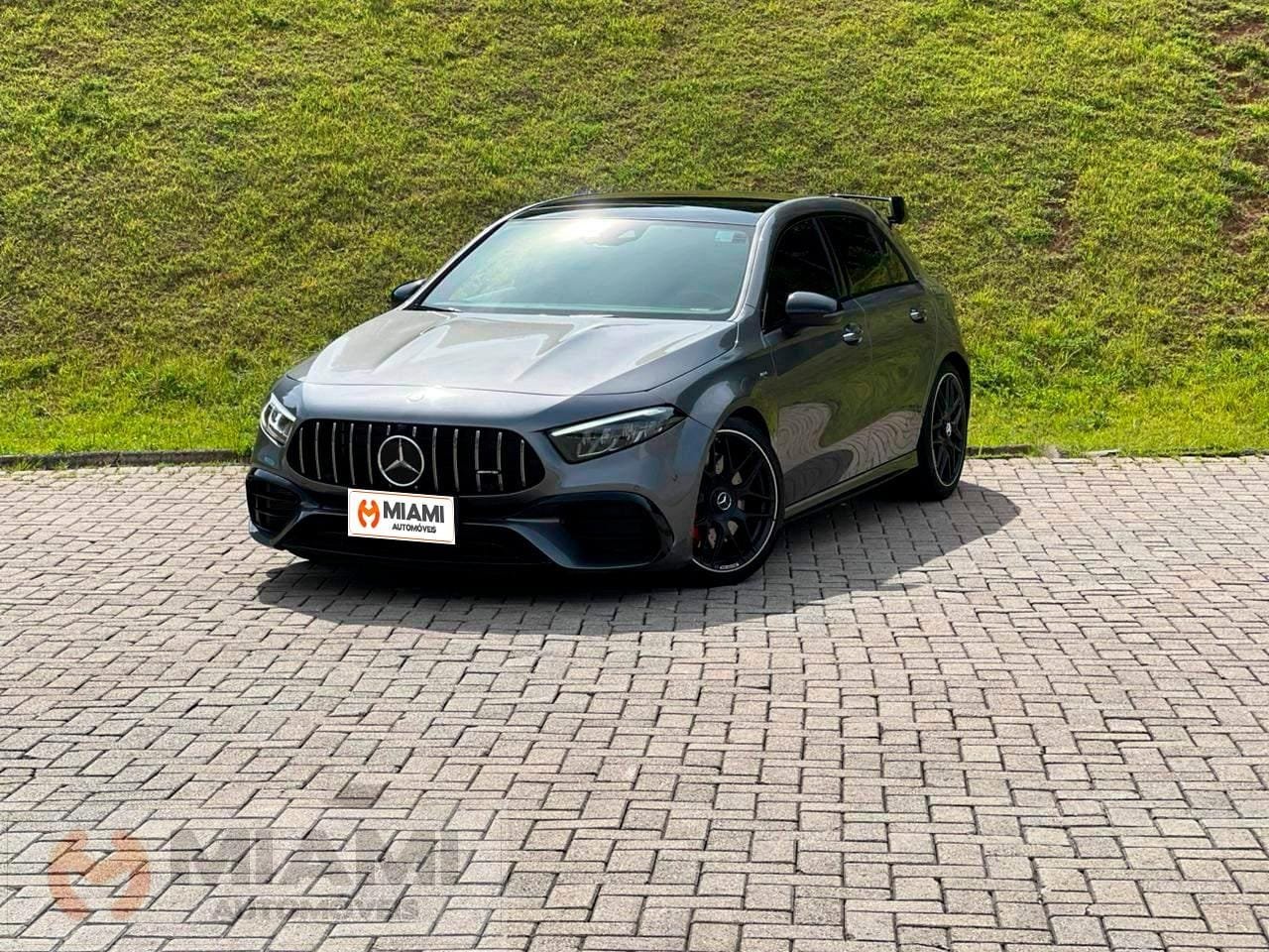 Mercedes-Benz A-45 AMG AMG 4MATIC CGI 2.0 TB Aut. na cor Cinza em Brusque / SC - 42118