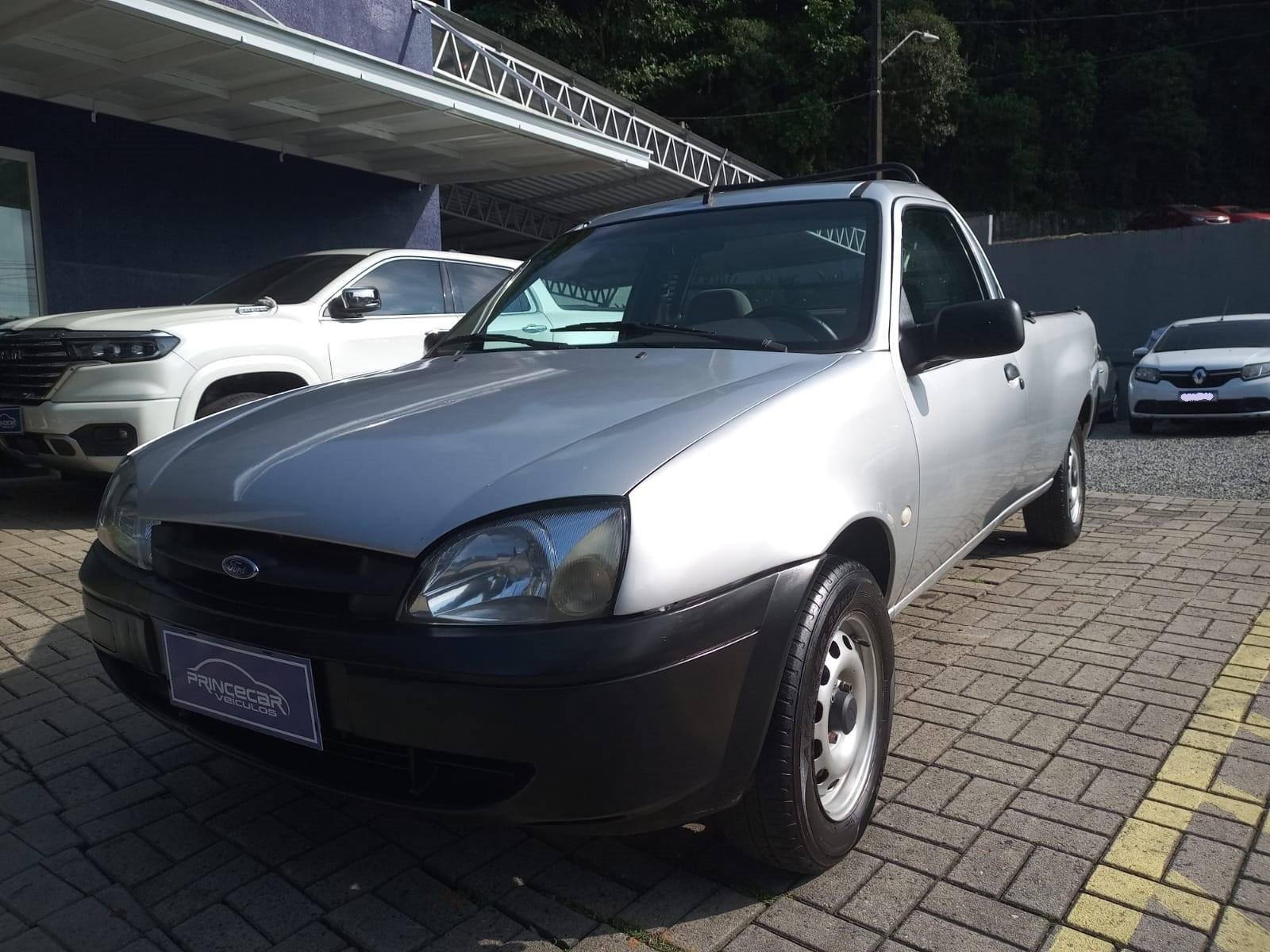 Ford Courier 1.6 L/ 1.6 Flex na cor Cinza em Joinville / SC - 42176