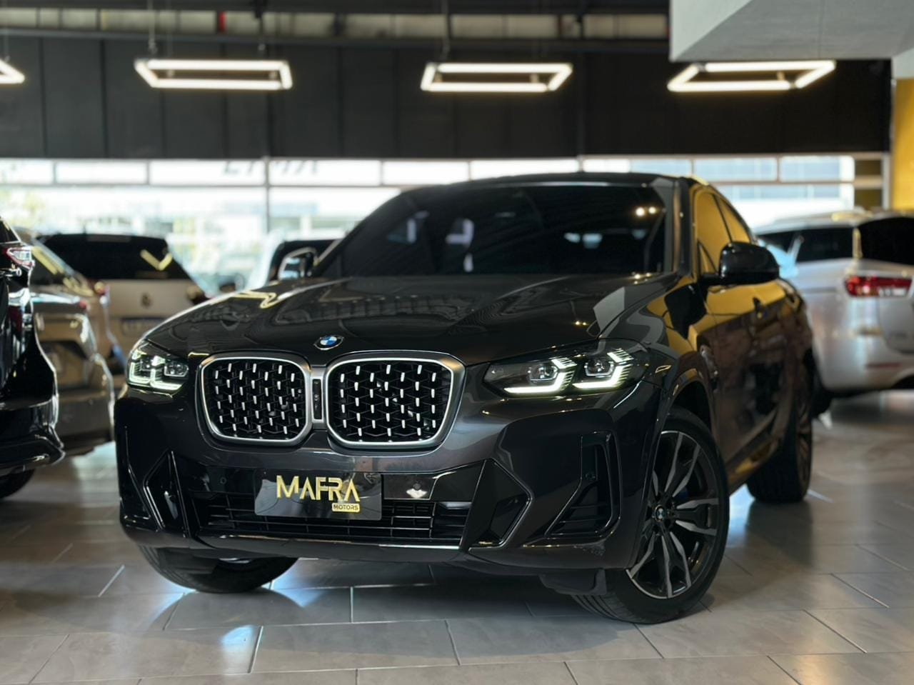 BMW X4 XDRIVE 30i M-Sport 2.0 TB 252cv Aut na cor Preto em Itajaí / SC - 42213