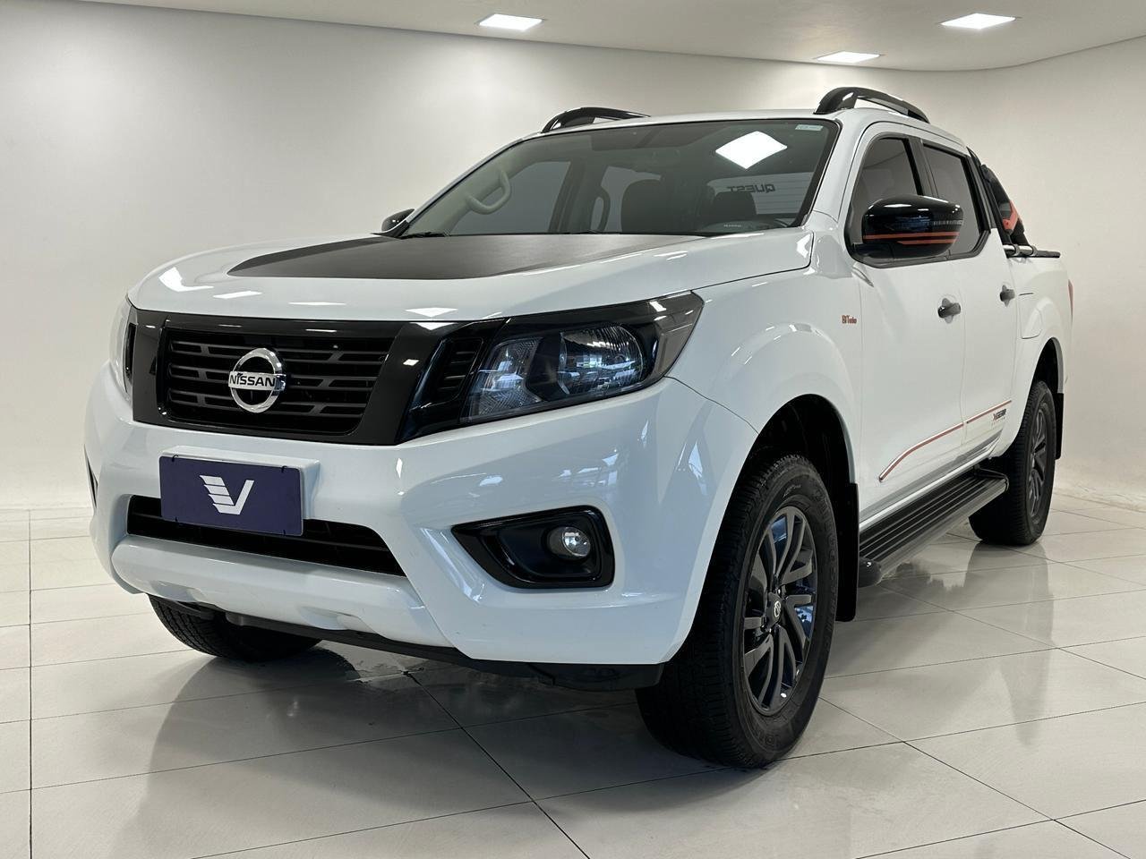 Nissan Frontier X-GEAR CD 4x4 2.3 Bi-TB Die.Aut na cor Branco em Joinville / SC - 42364