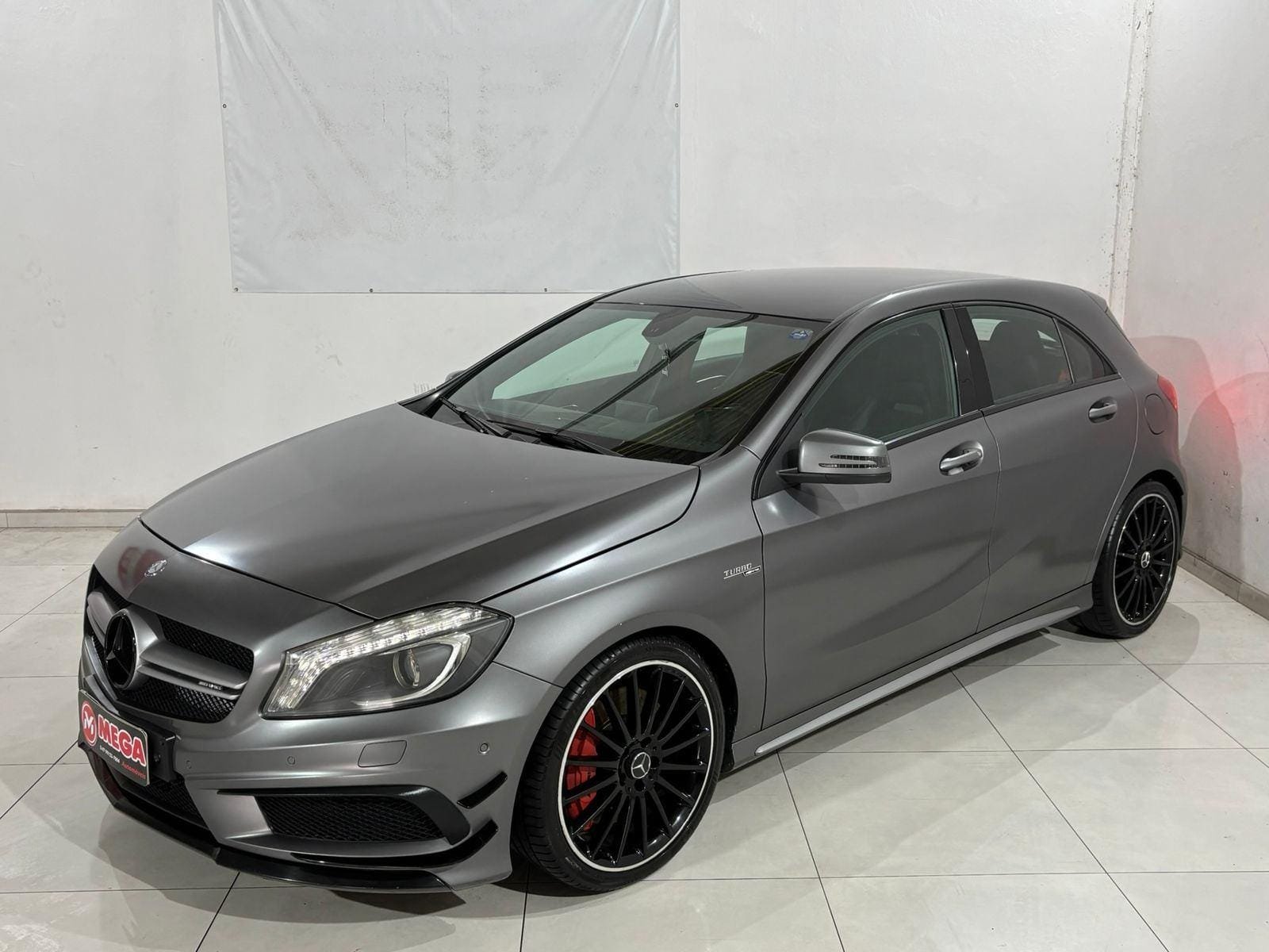 Mercedes-Benz A-45 AMG 4MATIC 2.0 Turbo Aut. na cor Cinza em Guaramirim / SC - 42487