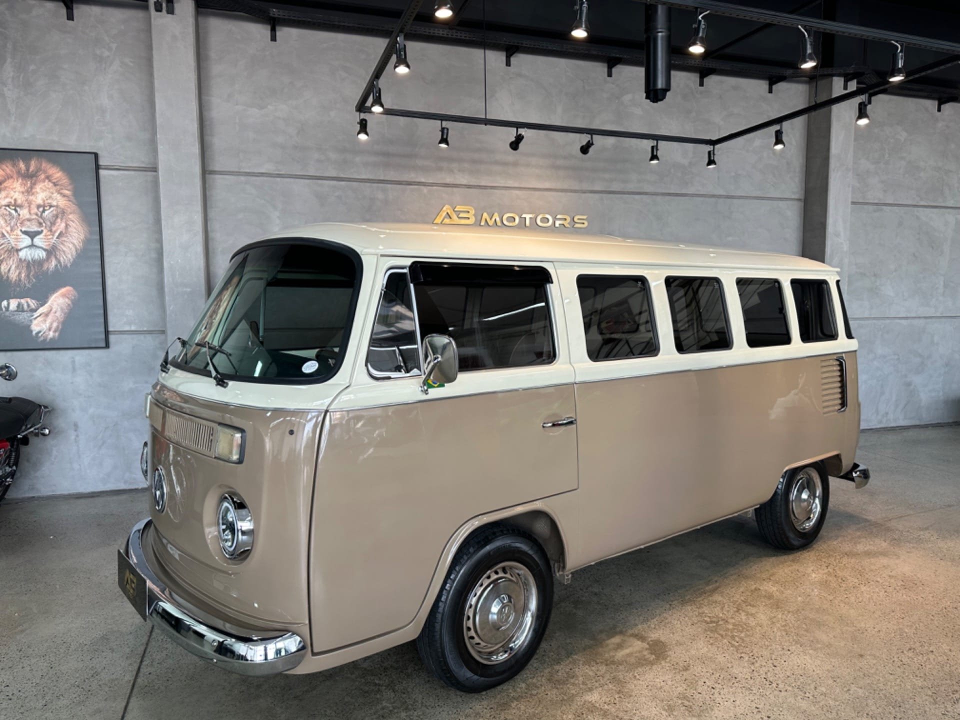 imagem de Standard/ Luxo/ Série Prata