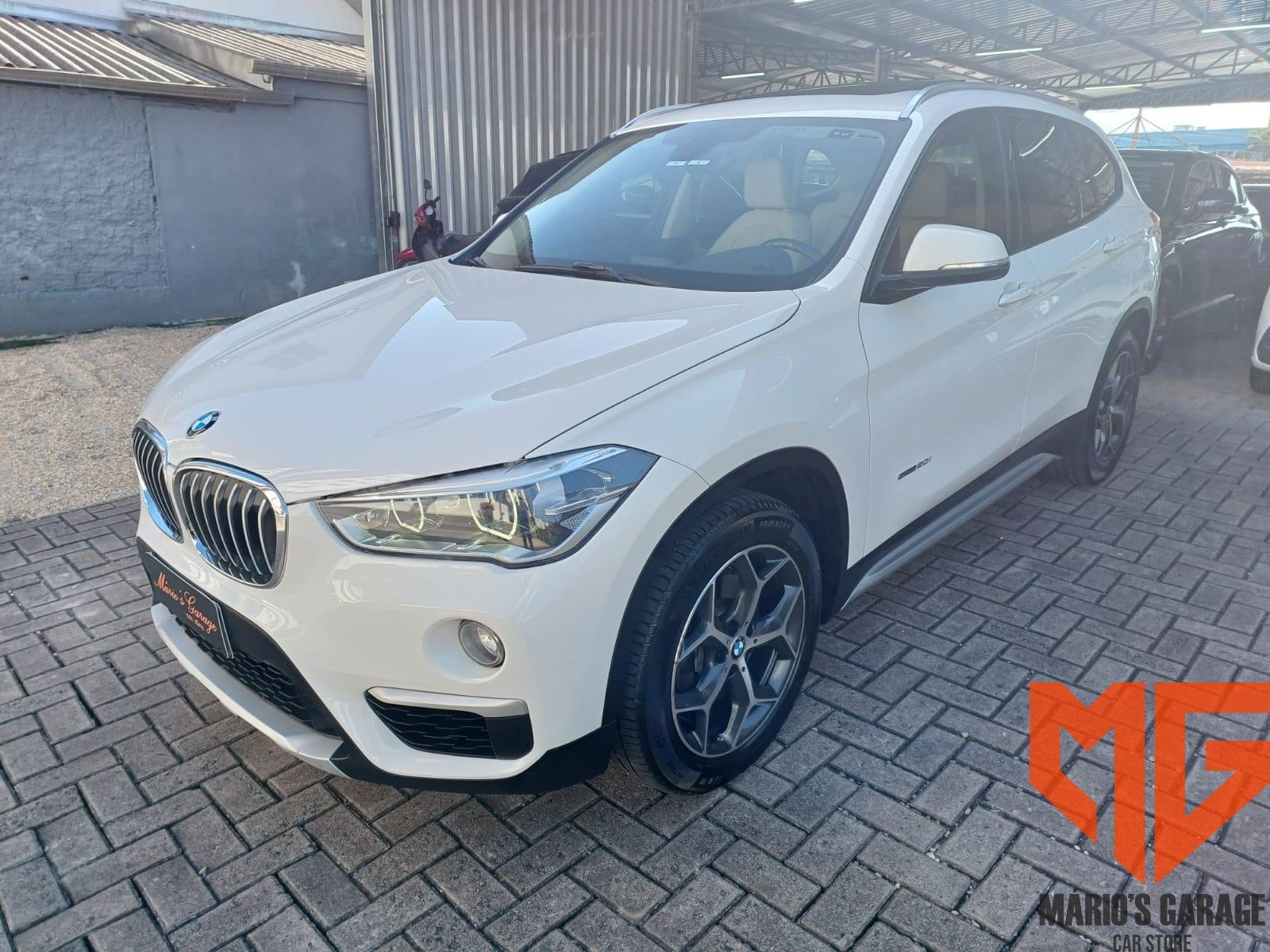 BMW X1 SDRIVE 20i 2.0/2.0 TB Acti.Flex Aut. na cor Branco em Blumenau / SC - 42617