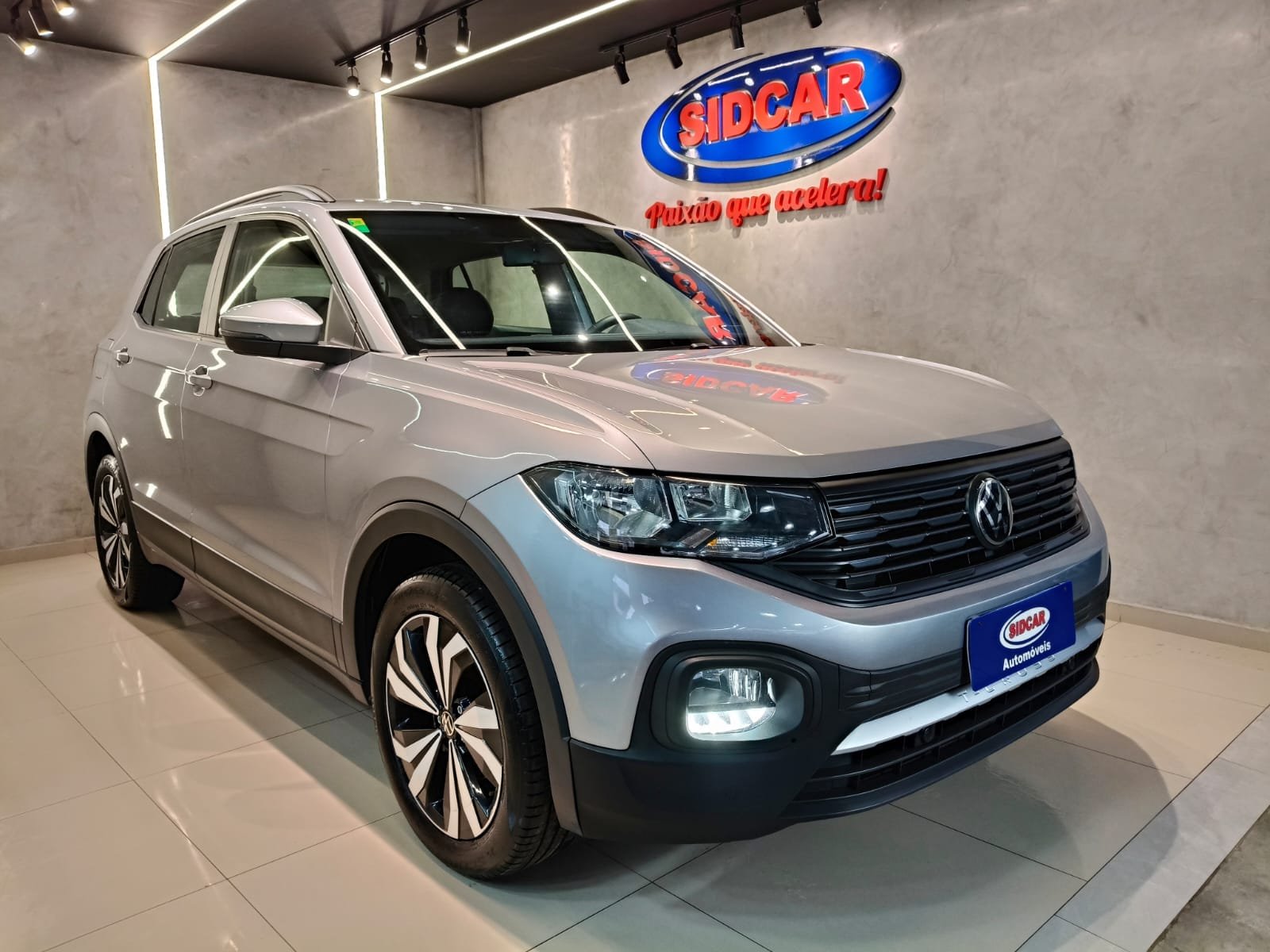 Volkswagen T-Cross 200 TSI 1.0 Flex 12V 5p Aut. na cor Cinza em Garuva / SC - 42652