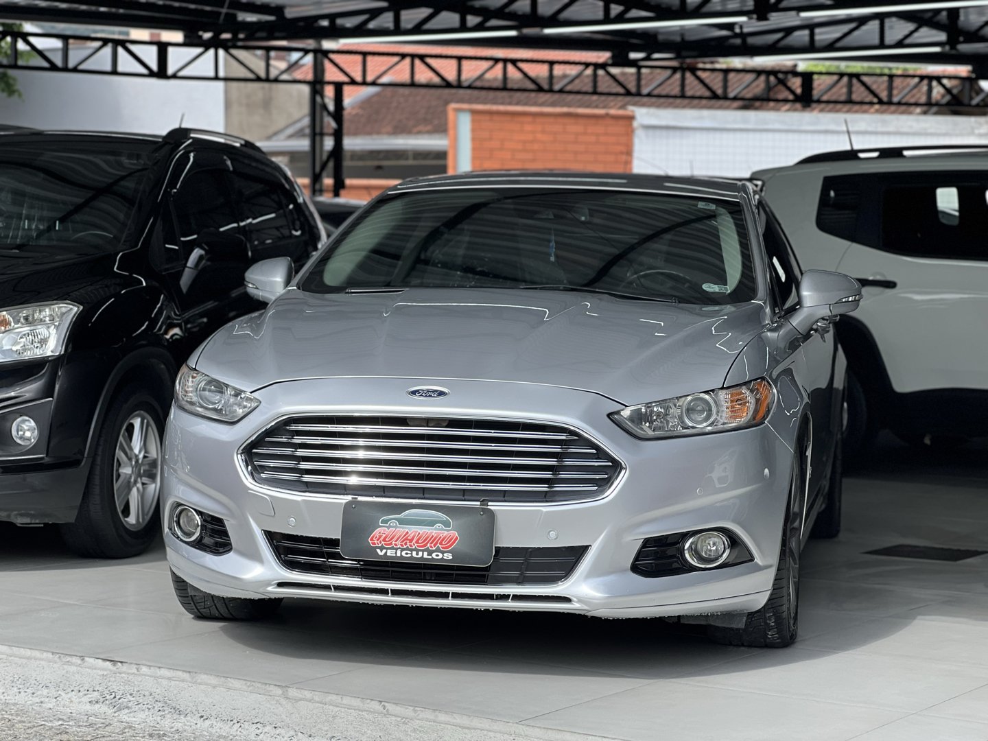 imagem de Titanium 2.0 145cv Aut. (Híbrido)