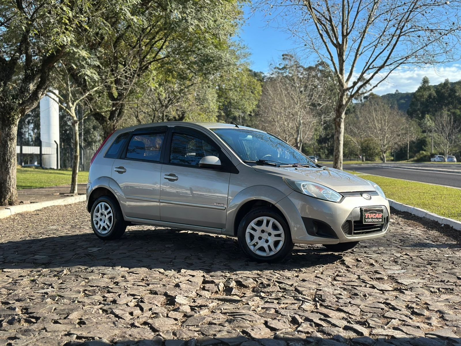 Ford Fiesta 1.6 8V Flex/Class 1.6 8V Flex 5p na cor Cinza no Dois Irmãos / RS - 43121