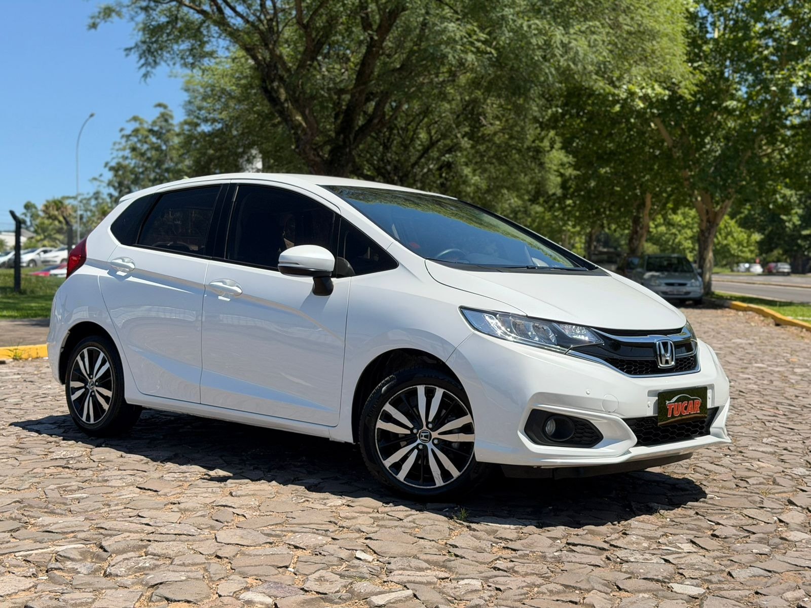 Honda Fit EXL 1.5 Flex/Flexone 16V 5p Aut na cor Branco no Dois Irmãos / RS - 43162