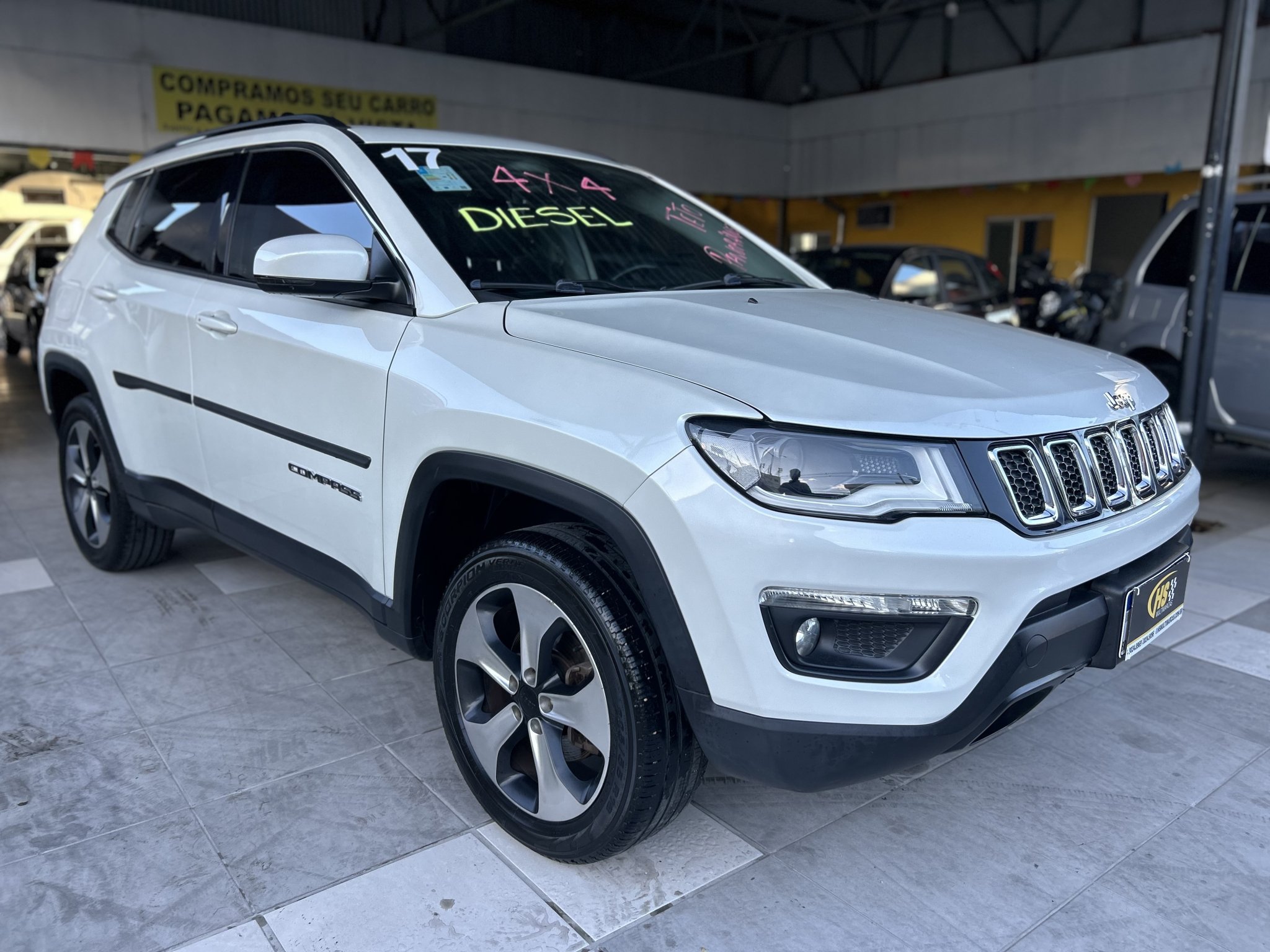 Jeep COMPASS LONGITUDE 2.0 4x4 Dies. 16V Aut. na cor Branco em Florianópolis / SC - 43187